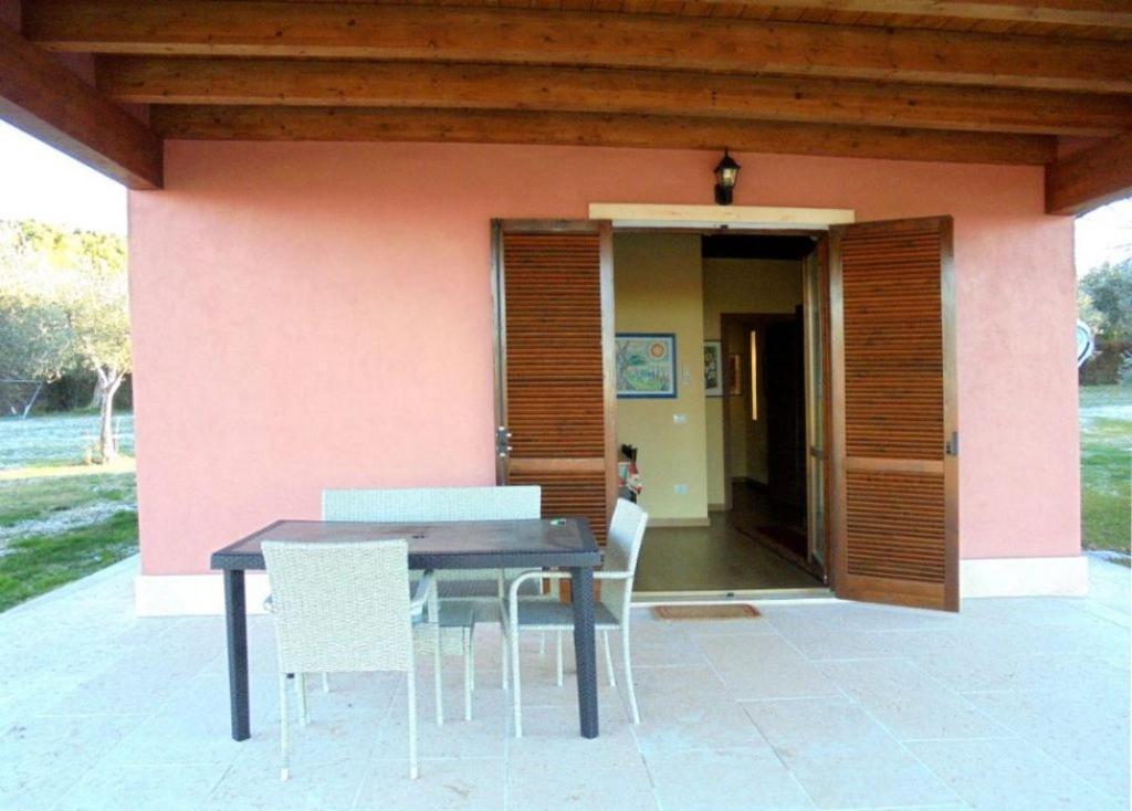 Agriturismo Melograno D'Oro Бардолино Номер фото